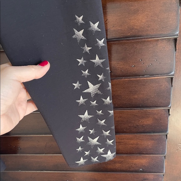 NWT $110 SPANX Black Leggings with Silver Star Accents Large - Picture 5 of 8